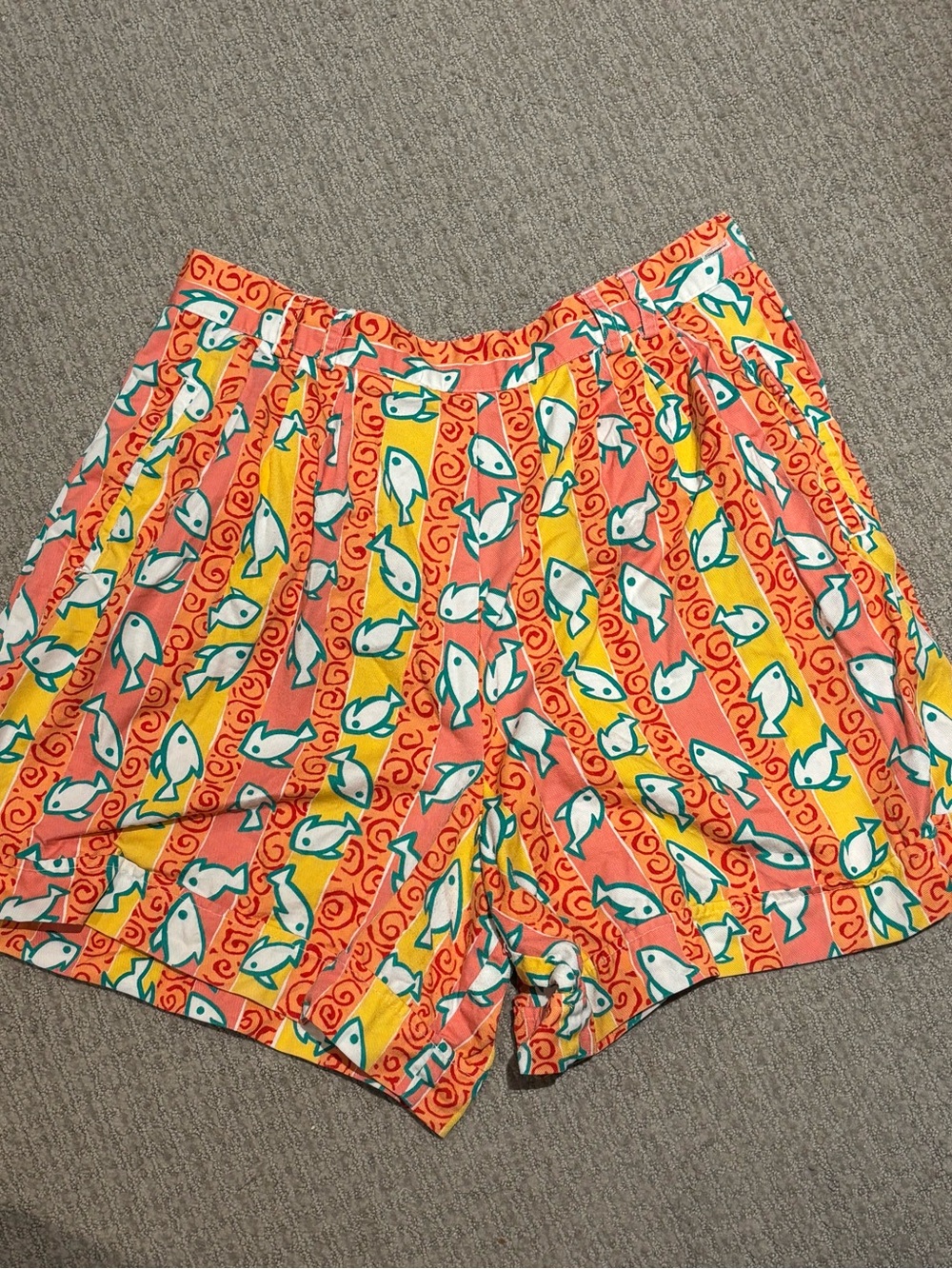 Vintage CHAUS Sport Coral Fish Print Bermuda shorts L XL